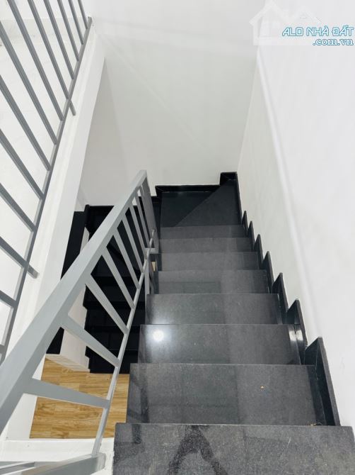 BÁN NHÀ HUỲNH THỊ HAI GẦN BỆNH VIỆN QUẬN 12, 2 TẦNG MỚI Ở NGAY, DT 88M2 (4.5 × 20 ),GIÁ RẺ - 12