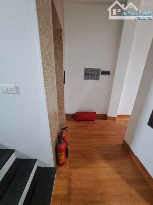 Cho thuê nhà ngõ 106 Hoàng Quốc Việt,  Dt 65m2 x 7 tầng mới đủ điều hòa có Thang Máy - 13