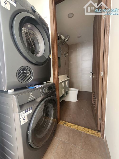 Bán nhà MT ngay Thạch Thị Thanh,Quận 1,DT:4,2mx16m.K/C 3 tầng,ở và kd, Giá bán 17,5 tỷ TL - 13