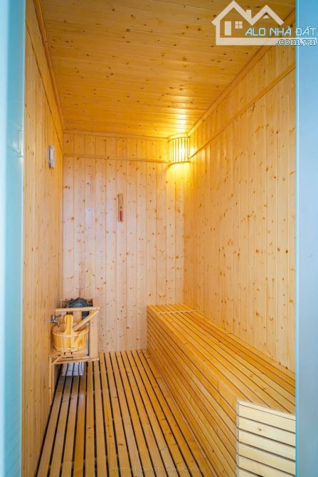 Biệt thự Đà Lạt view ngắm trọn thành phố, có 02 phòng xông hơi, 22 tỷ,202m2 cách chợ 1km - 17
