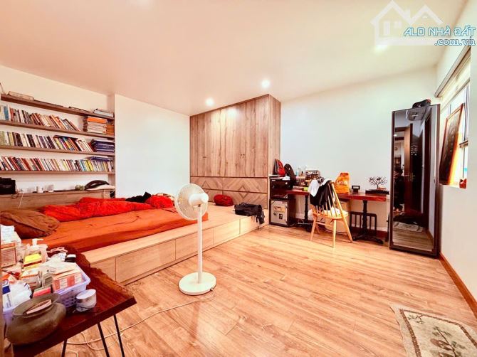 BÁN GẤP CĂN CHUNG CƯ 124M2 TỨ HIỆP PLAZA, TẦNG TRUNG, 3PN, FULL NỘI THẤT, SỔ ĐẸP - 2