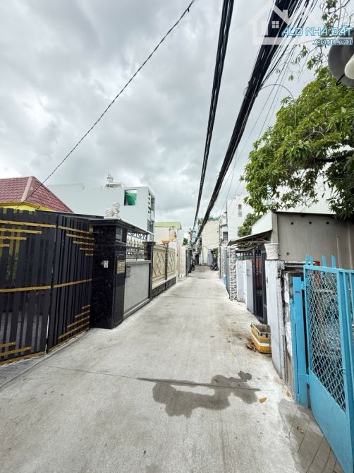 Bán NHà 3 Tầng, Hẻm Xe Hơi, Huỳnh Tấn Phát, TT Nhà Bè, 200m2, Giá Chỉ 4.9 Tỷ - 2