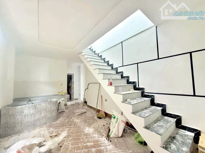 Nhỉnh 1tỷ8 TL_Bán nhà 1trệt 1lầu ngay đường Cách Mạng Tháng 8 Chợ B Hòa trường Lê Văn Tám - 2