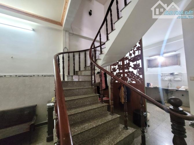 Ngộp Giảm Sốc 500tr! Nhà 3 Tầng Linh Xuân – Hẻm 6m – 65m² – Ô Tô Đậu Sân – Gần Quốc Lộ 1K - 2