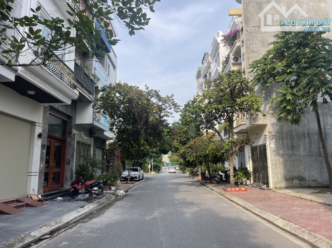 60m2 đất mặt đường Tây Trung Hành - Lô 17 LHP - Đông Tứ Trạch - 2