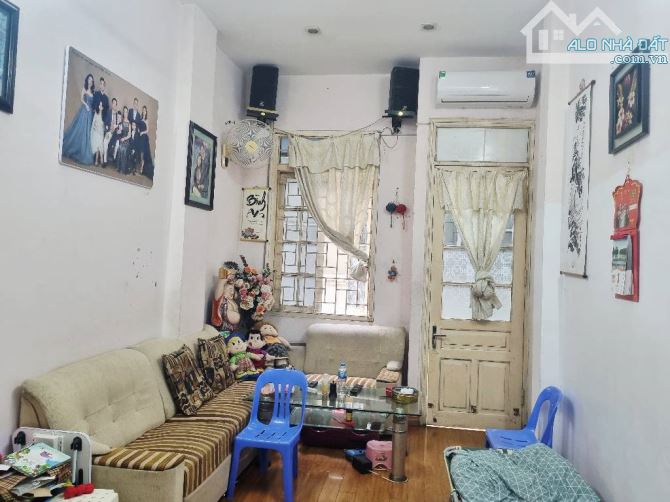Lý Nam Đế NGÕ RỘNG Ô TÔ ĐỖ CẠNH NHÀ – 4 tầng 48m chỉ 11.6 tỷ - KINH DOANH DÒNG TIỀN ỔN ĐỊN - 2