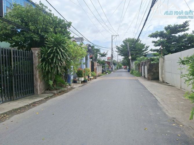Chỉ 8.5 tỷ DT 270m2 đất, có nhà cấp 4, đường Vĩnh Phú 14, Vĩnh Phú, Thuận An, BD - 2