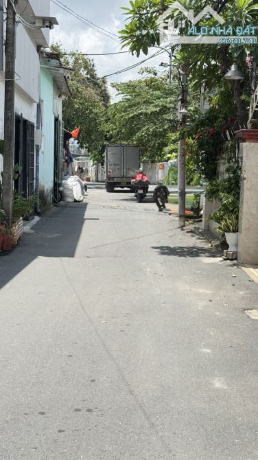 BÁN NHÀ ĐƯỜNG TÂN THỚI NHẤT, 196M2, 7X28, 10.5 TỶ - 2