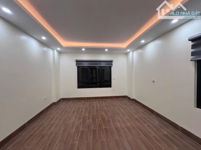 Bán Nhà Cầu Giấy Xây Mới - DT 50m2 × 6 Tầng Thang Máy - Lô Góc 3 Mặt Thoáng - Kinh Doanh - 2