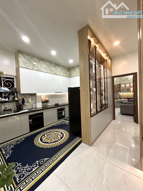 🏡 NHÀ ĐẸP trung tâm Q.6 - Ngang khủng 6m - 6PN Full nội thất cao cấp chỉ 1️⃣x tỷ còn TL. - 2