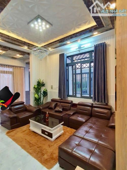 CĂN GÓC CỰC ĐẸP - VIEW CÔNG VIÊN - NHƯ BIỆT THỰ - 4 TẦNG - 8❌11 - KDC CAO CẤP ĐỒNG BỘ - TR - 2