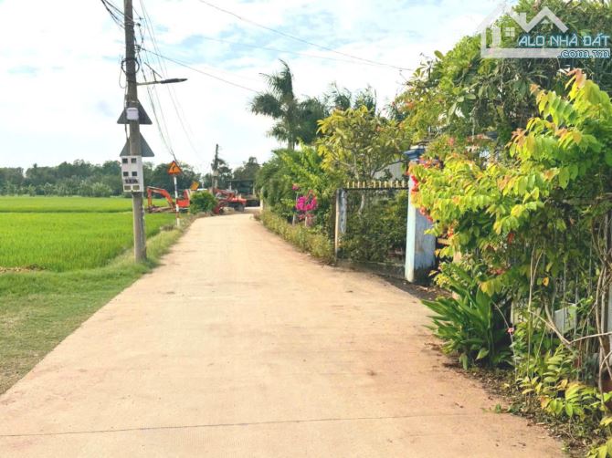 Quá rẻ, 1113m2 đất có 113m2 thổ cư đường ô tô chỉ 1.15 tỷ - 2