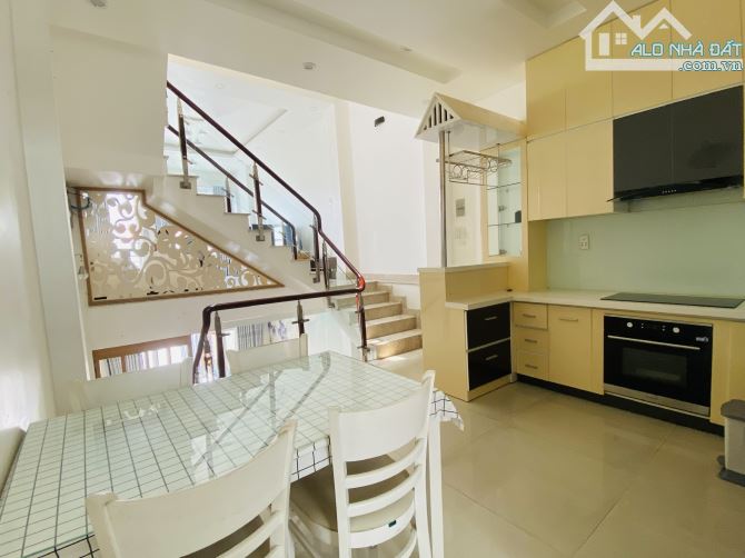 Nhà mới 4 tầng (4x18) MT đường 12m, gần BV Lê Văn Thịnh, giá 10,5 tỷ TL - 2