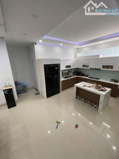 BIỆT THỰ 6 Tầng NGỘP BANK đường TX21 phường TX Q12 DT 103,2m2(7,5x15) hẻm 6m💲11tỷ - 2