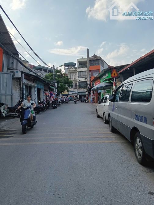 Bán nhà Ô Cách- Phân lô Quân đội, dân trí cao- Chẵn 13 tỷ - 2