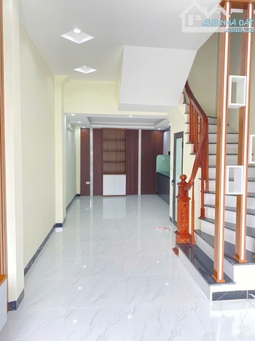 🔥BÁN NHÀ 4,5 TẦNG NGÕ 61 TÂN LẬP – ĐỐI DIỆN CHỢ, VÀI BƯỚC CHÂN RA TRỤC CHÍNH – GIÁ 5 TỶ🔥 - 2