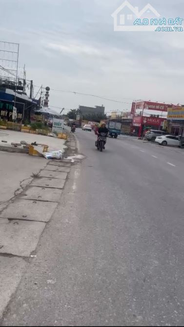 Bán đất chung cư 5A, Hoàng Lâu, Hồng Phong. 92,5m2. Giá 3,3 tỷ - 2