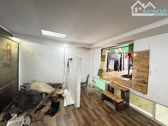 🏕Gấp bán nhà 2 tầng 96m2  mặt tiền ngay chợ Thủ Đức. - 2