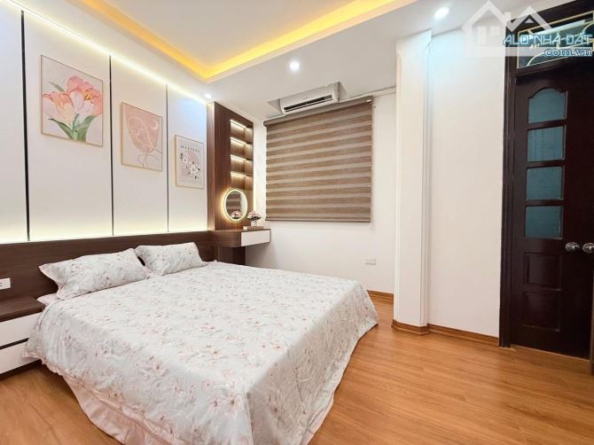 Bán Nhà Đẹp Yên Vĩnh - Kim Chung Lô Góc Ô tô Kinh Doanh 32m 5tầng Nhỉnh 5tỷ - 2