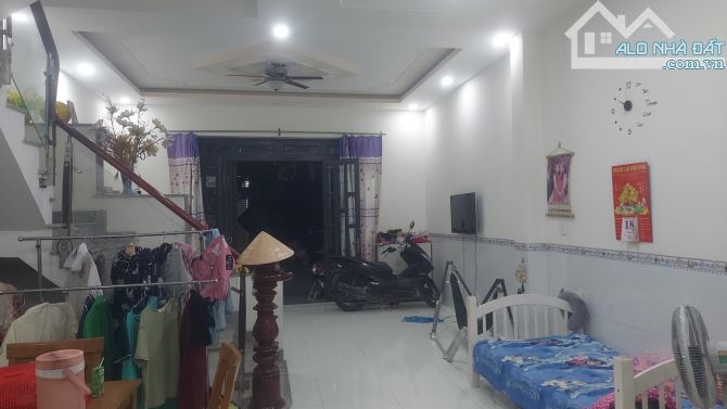 Chỉ 2.4 tỷ nhà 2 tầng (5.5x11) đường An Phú 24, An Phú, Thuận An, Bình Dương. - 2