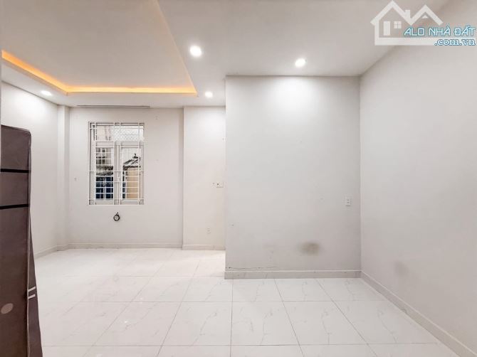🏠 NHÀ HXH 4 TẦNG  - KHU VIP PHÂN LÔ - 4 PN - PHAN ĐÌNH PHÙNG - NGANG GẦN 6M - CHỈ 7.X TỶ - 2