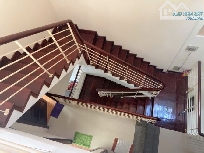 Bán nhà 3 tầng mặt tiền Võ Nguyên Giáp 140m2 ngang 7m cực đẹp ngay đối diện Furama - 2