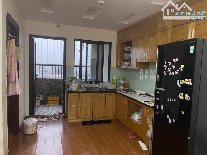 EM TRAI NHỜ BÁN CHUNG CƯ QUÂN ĐỘI THẠCH BÀN - 2 NGỦ, 2 WC - 70M2 GIÁ 3,78 TỶ - 2