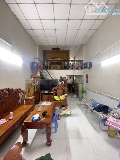 Bán nhà Đ số 18A gần Lê Văn Quới chợ Gò Xoài  hẻm 6m 67m2,2 Tầng Nhỉnh 4 tỷ - 2