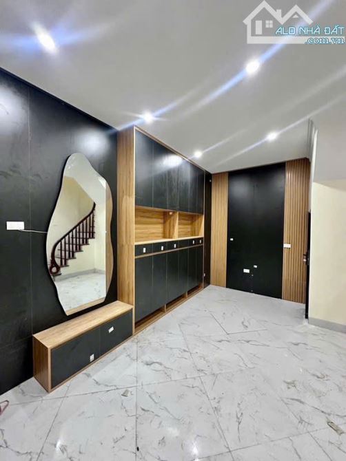 CẦU GIẤY - CỰC PHẨM NHÀ 6 TẦNG THANG MÁY, NỞ HẬU - GIẢM SÂU ĐÓN KHÁCH - 2