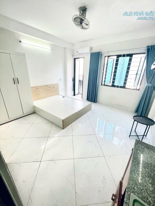 BÁN CCMN TRIỀU KHÚC 60M2 8 TẦNG MT 4,5M - 12 PHÒNG CHO THUÊ 60 TRIỆU/THÁNG - GIÁ 11,7 TỶ - 2