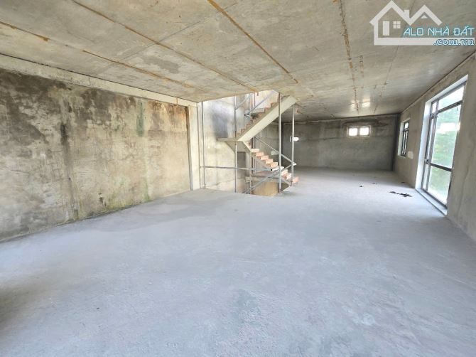Biệt Thự Góc 2MT Đường Nguyễn Hoàng-Trệt 2 Lầu Sân Thượng-Đối Diện Công Viên-Giá 40 Tỷ TL - 3