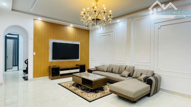 🌿 Bán Nhà Mới 96%  Trung Tâm TP. Đà Lạt, 4 phòng ngủ, 4 nhà vệ sinh, Hồ Xuân Hương 1.5km - 11
