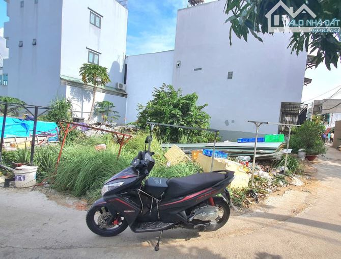 ĐẤT LÔ GÓC 2 MẶT HXT LÊ VĂN LƯƠNG, PHƯỚC KIỂN, KO QH, 9Mx11M, 4.2 TỶ - 3