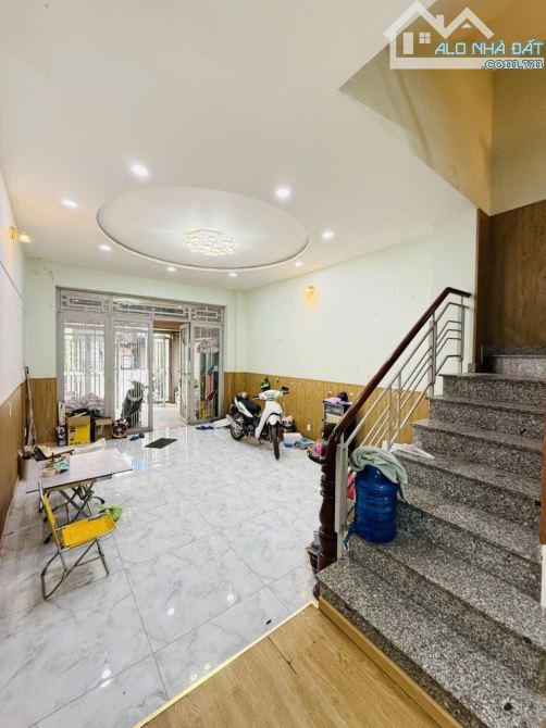 Nhà 4,5x16m, hẻm ô tô tránh, Lê Trọng Tấn vào chỉ 6.3 tỷ - 3