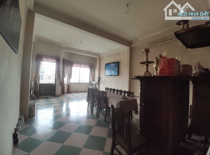 Bán nhà 3 tầng 3 mê đúc mặt tiền đường Ngũ Hành Sơn, bên cạnh Đại học Kinh Tế Đà Nẵng - 3