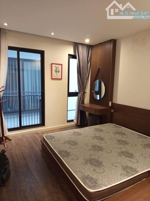 OTO TRÁNH NHAU , Phố Ngọc Thuỵ, Long Biên 35m x 5 tầng 8 tỷ, THƯƠNG LƯỢNG MẠNH. - 3