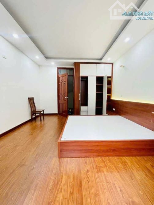 BÁN NHÀ PHỐ KHÂM THIÊN – ĐỐNG ĐA, NGÕ THÔNG RỘNG, NHÀ 5 TẦNG VUÔNG VẮN, NỘI THẤT ĐẸP. - 3