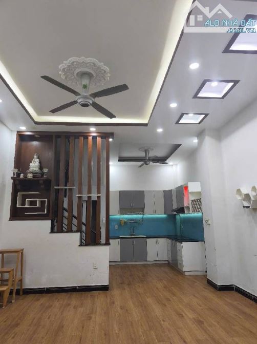 Tân Phú - Thoại Ngọc Hầu, 4,5 x 8 - 3 Tầng - GIÁ Hơn 4 Tỷ  TL - 3
