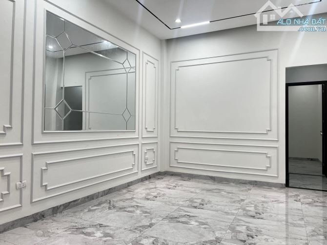 Phân lô ô tô tránh Trần quốc hoàn 45m2 thang máy gần phố giá 17tỷ - 3