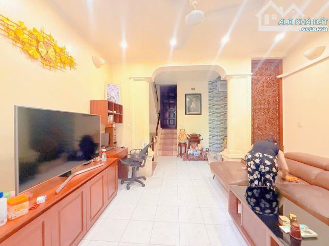 BÁN NHÀ ĐƯỜNG BƯỞI - DT 66M2 x 5T - MT 4,6M - 25,5 TỶ - MẶT PHỐ - LÔ GÓC - VỈA HÈ - 3