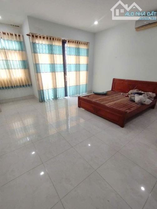 Nhà 4Tầng đường TX33 phường TX Q12 DT 158m2(5x32) hẻm 6m💲8,5tỷ - 3