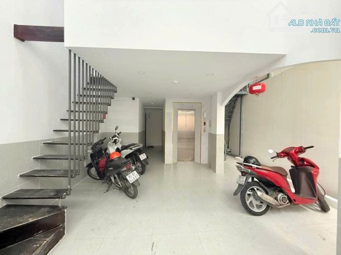💥CHDV HIỆP NHẤT - P.4 - TÂN BÌNH - 5 TẦNG THANG MÁY - 16 PHÒNG - 90M2( 6 X 15) 👉 16,5 TỶ - 3
