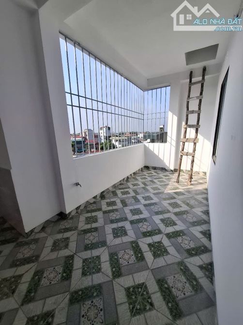 BÁN NHÀ NGỌC HỒI 32M² 5 TẦNG, SỔ ĐỎ SẴN, GẦN Ô TÔ GIÁ CHỈ CÓ 4.2 TỶ - 3