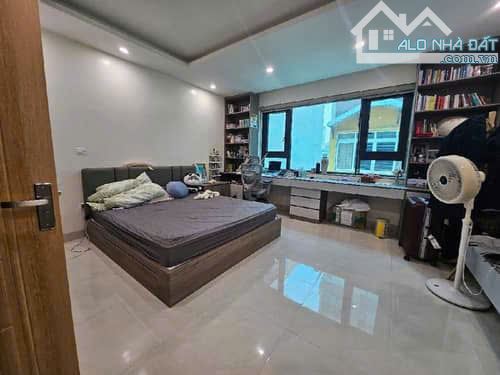 PHÂN LÔ VỈA HÈ Ô TÔ TRÁNH - THANG MÁY - KINH DOANH SẦM UẤT - MỚI ĐẸP FULL NỘI THẤT. - 3