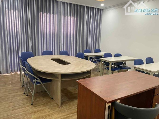 Cần Nhượng lại căn nhà vừa ở vừa KINH DOANH ở Dĩ An 182m2 - 3