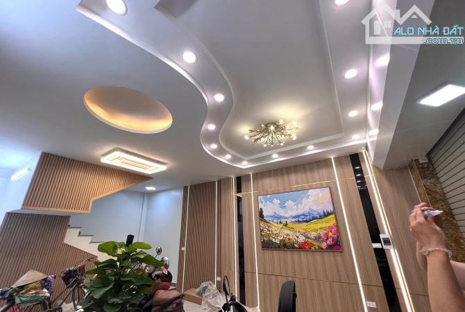 Mặt Phố Đê La Thành Đống Đa, 44m, 5 Tầng Mới, Mt 4m, Chỉ 19.8 Tỷ - 3