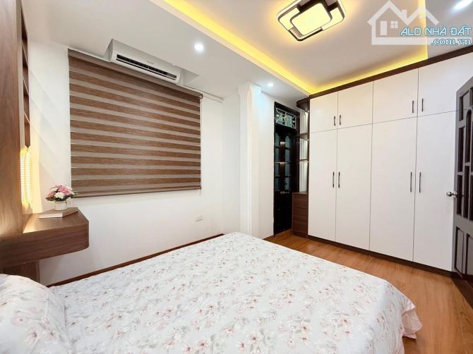 Bán Nhà Đẹp Yên Vĩnh - Kim Chung Lô Góc Ô tô Kinh Doanh 32m 5tầng Nhỉnh 5tỷ - 3