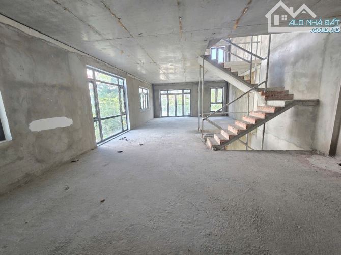 Biệt Thự Góc 2MT Đường Nguyễn Hoàng-Trệt 2 Lầu Sân Thượng-Đối Diện Công Viên-Giá 40 Tỷ TL - 4