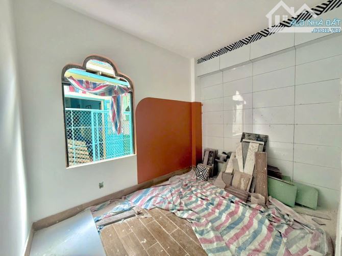 Nhỉnh 1tỷ8 TL_Bán nhà 1trệt 1lầu ngay đường Cách Mạng Tháng 8 Chợ B Hòa trường Lê Văn Tám - 4