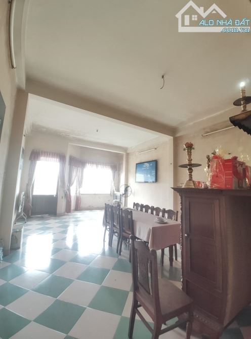 Bán nhà 3 tầng 3 mê đúc mặt tiền đường Ngũ Hành Sơn, bên cạnh Đại học Kinh Tế Đà Nẵng - 4